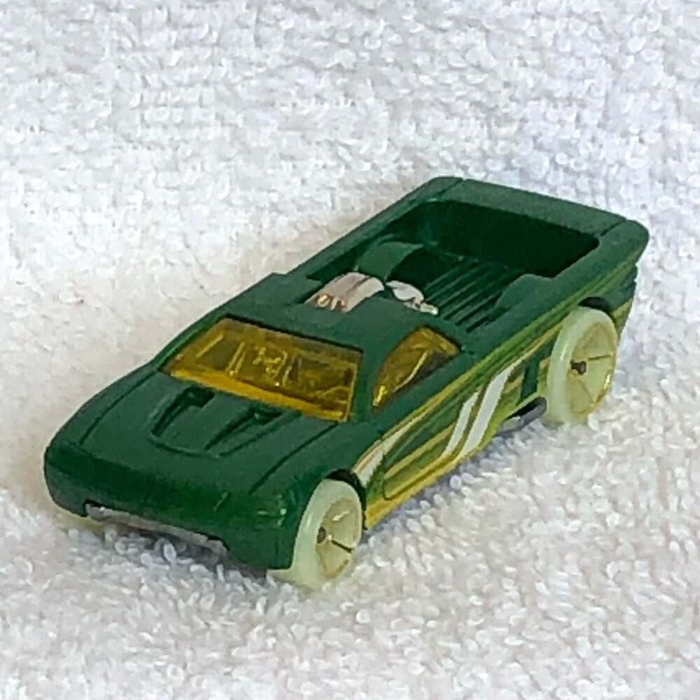 2003 Mattel Bedlam with G.I.T.D. Wheels Hot Wheel!!